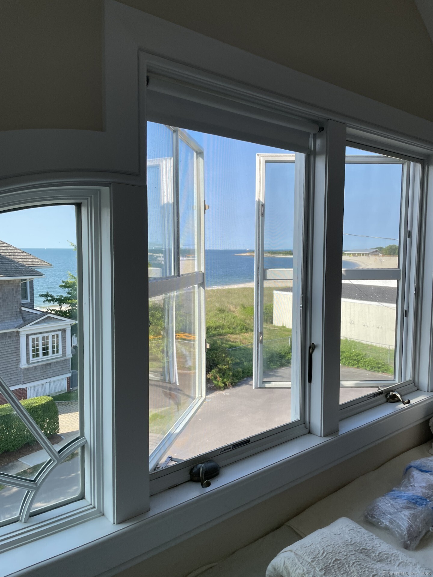 New London, Connecticut 06320, United States, 4 Bedrooms Bedrooms, ,4 BathroomsBathrooms,Residential,Active,179300