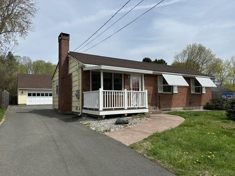 16 Kane Road Manchester CT 06040