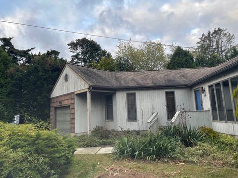 50 Ashworth Avenue Stonington CT 06378