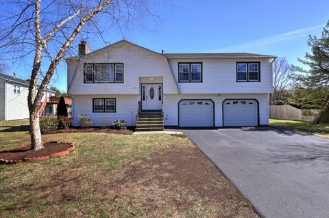 24 Squire Court, Milford, CT 06460 - MLS#: 24082891