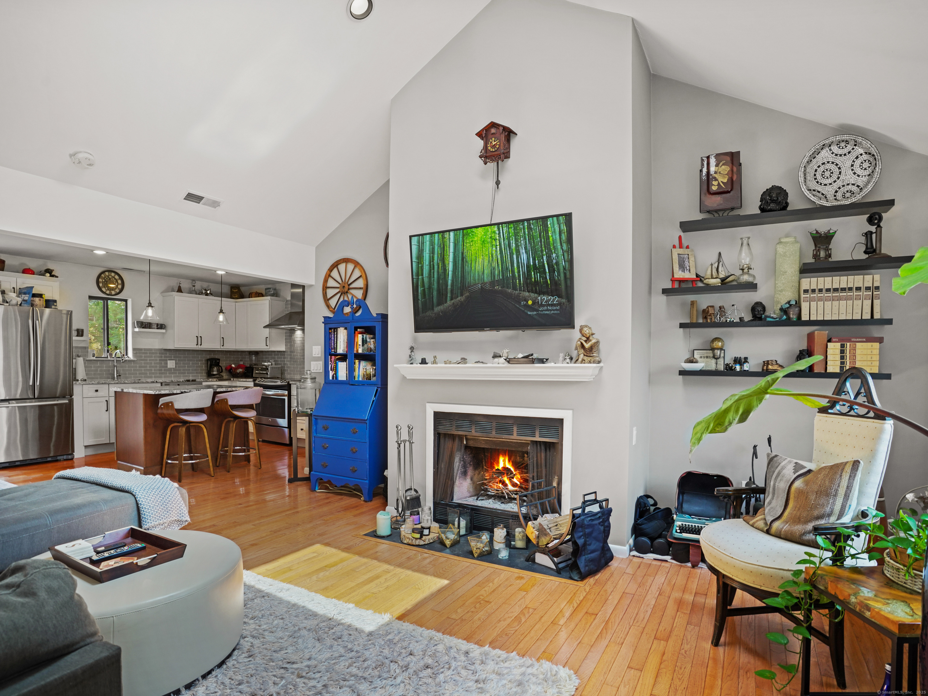 2437 Bedford Street C13