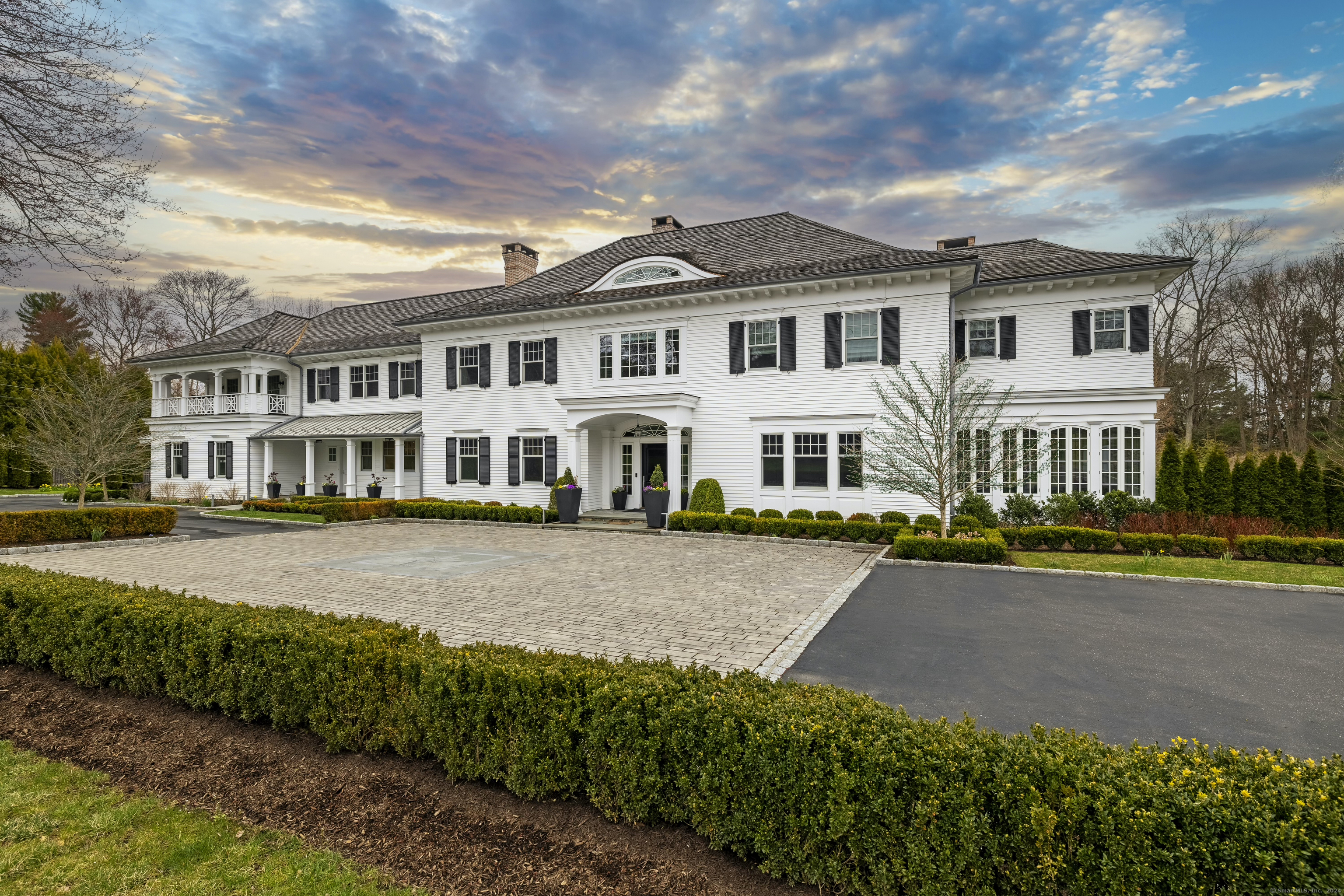 Property for Sale at 549 Oenoke Ridge, New Canaan, Connecticut - Bedrooms: 6 
Bathrooms: 8 
Rooms: 18  - $6,295,000