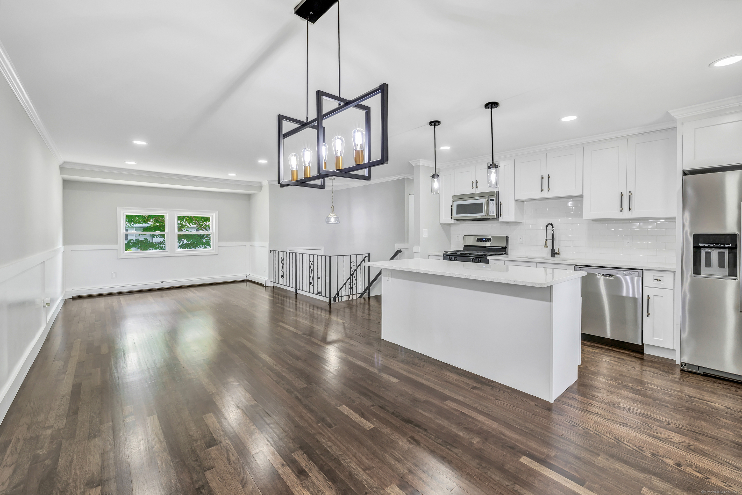 73 Dest Drive, Hamden, Connecticut image 11