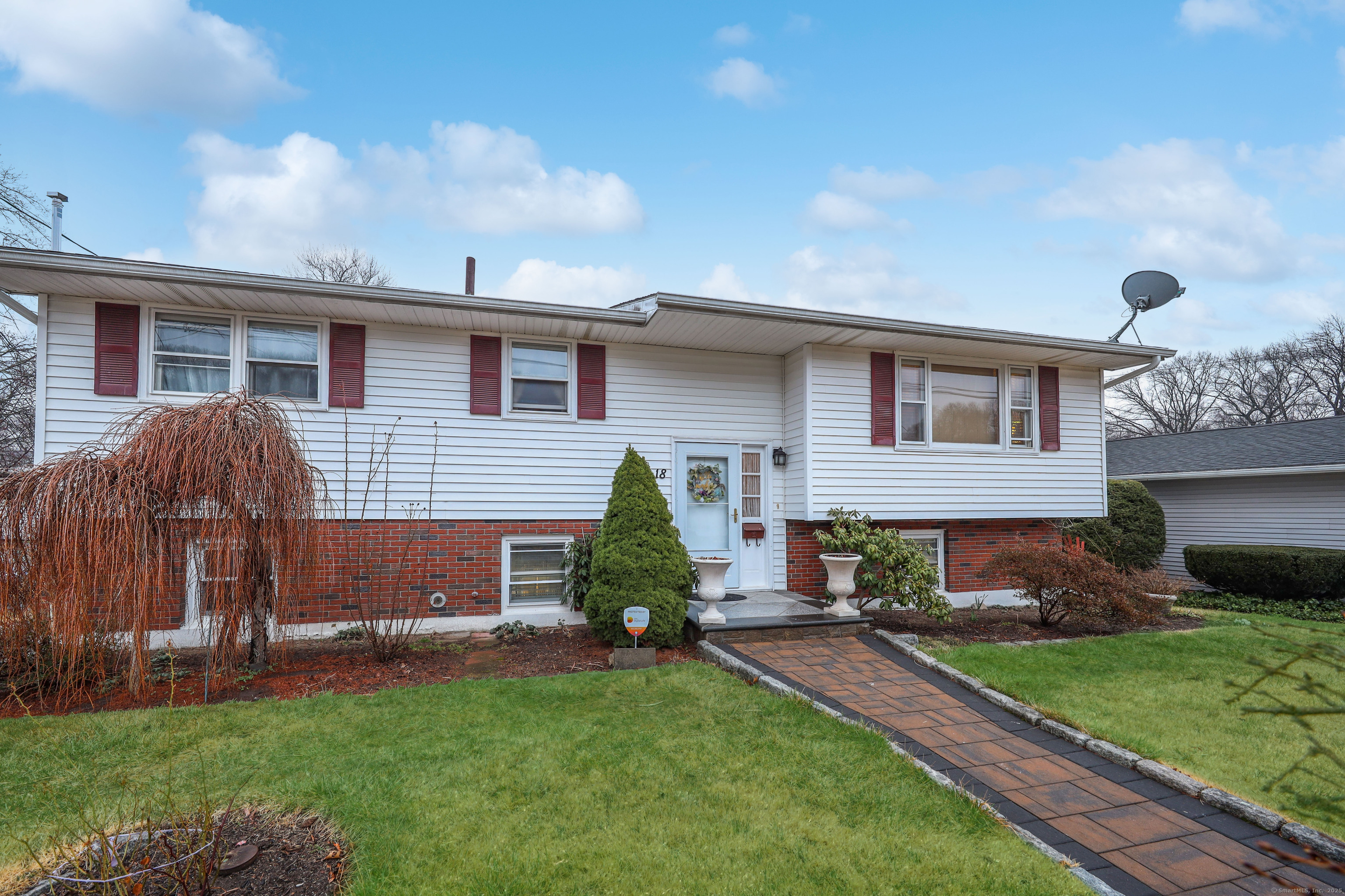 18 Tedesco Drive, Waterbury, Connecticut image 2