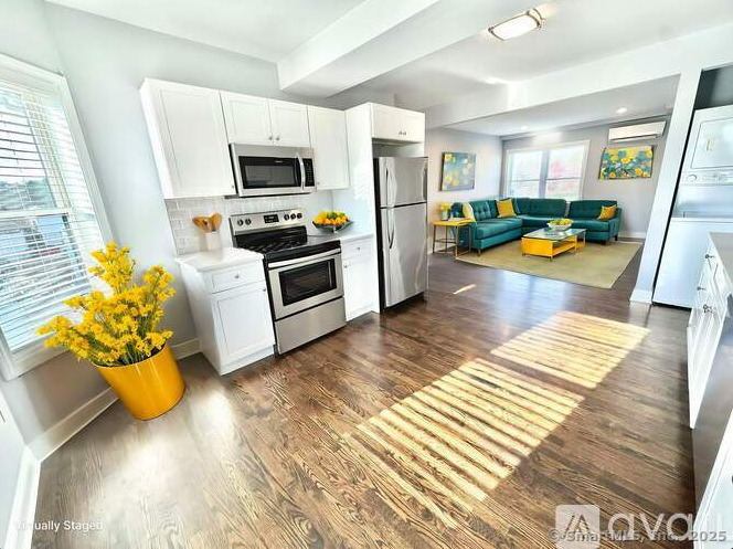 Rental Property at Main Street 1, Norwalk, Connecticut - Bedrooms: 2 
Bathrooms: 1 
Rooms: 4  - $2,395 MO.