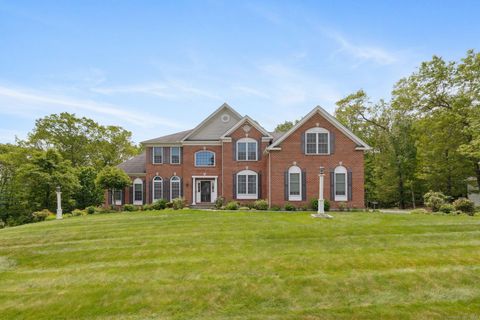 15 Weatherstone Drive Avon CT 06001