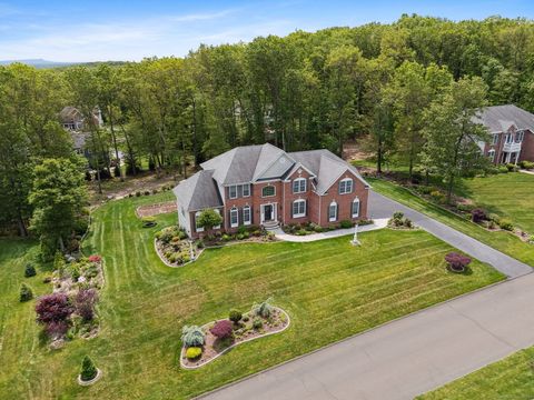 15 Weatherstone Drive Avon CT 06001