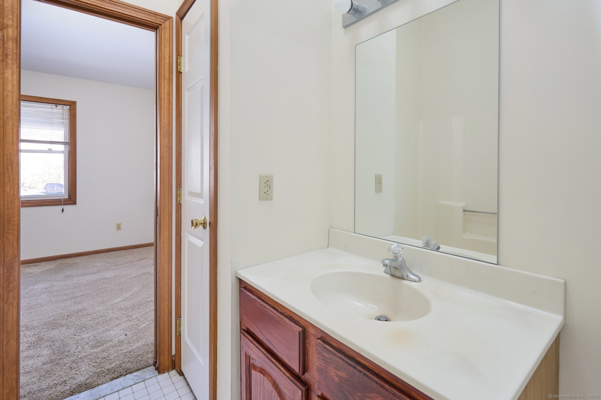 11 Commodore Commons #11, Derby, Connecticut image 10