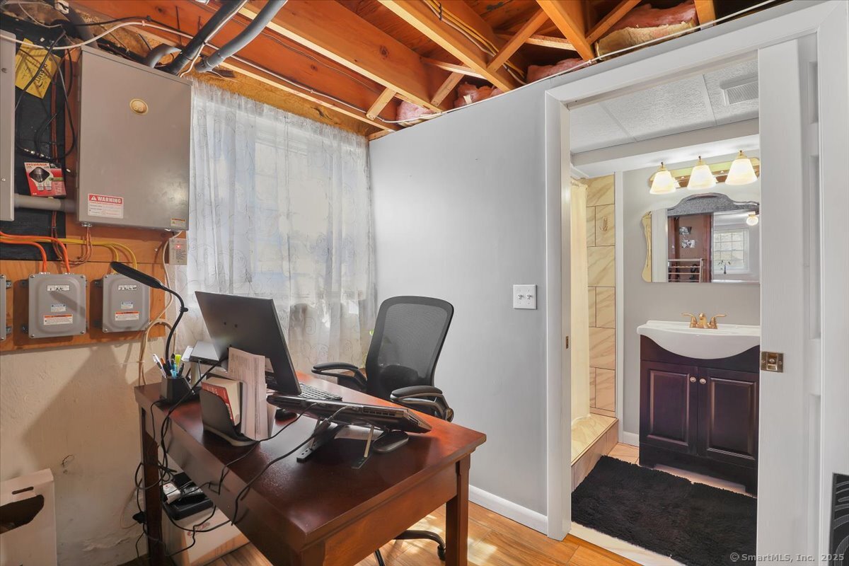 29 Maxine Road, Plainville, Connecticut image 16