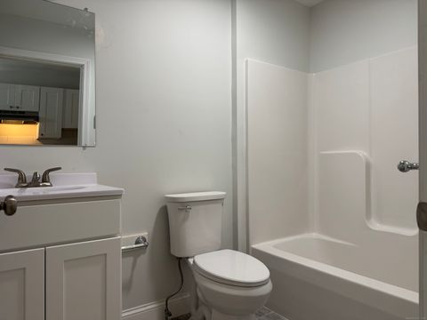 Tiny photo for 1085 Whalley Avenue #6, New Haven, CT 06515 (MLS # 24143083)