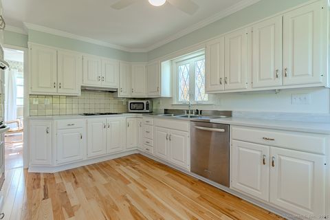 Tiny photo for 1152 Worthington Ridge, Berlin, CT 06037 (MLS # 24136293)