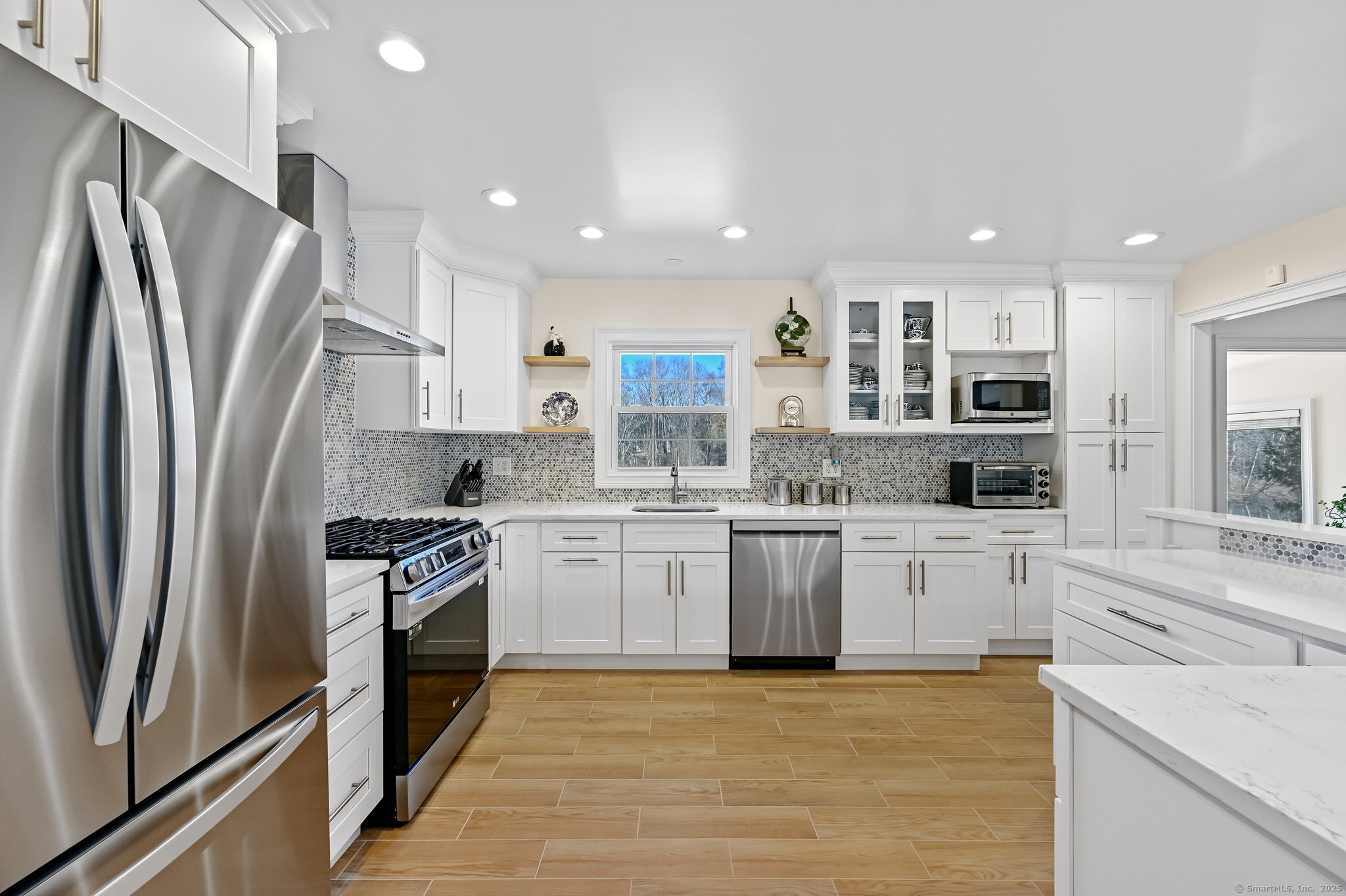 16 Perna Lane, Stamford, Connecticut image 7