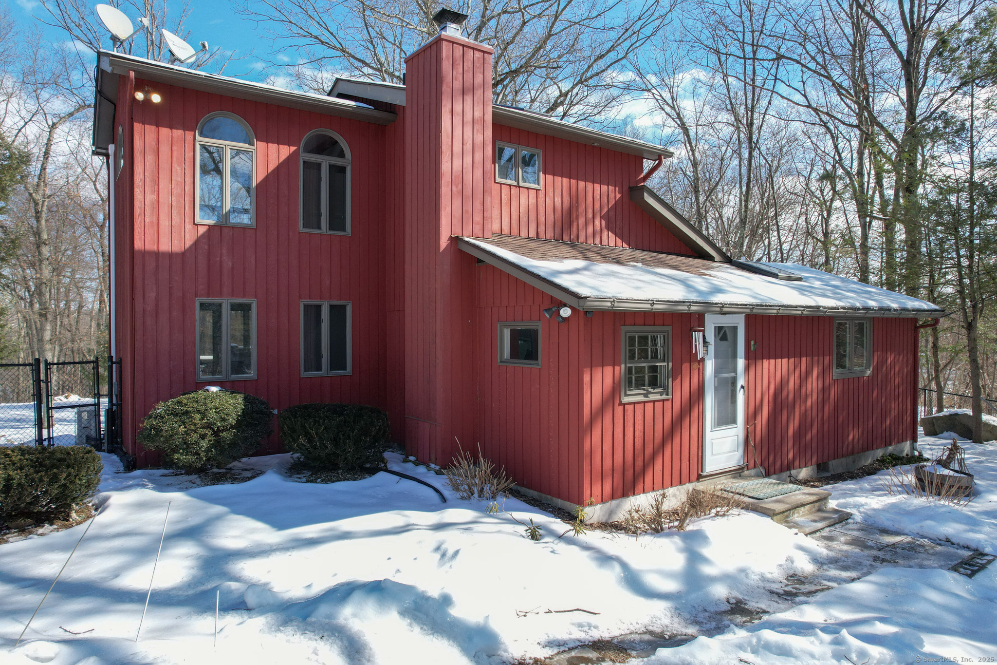 Photo 1 of Candlewood Lake Road, Brookfield, Connecticut, $459,000, Web #: 24075432