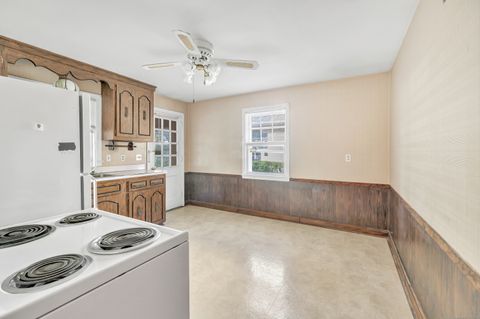 Tiny photo for 37 Herald Avenue, Bridgeport, CT 06606 (MLS # 24152768)