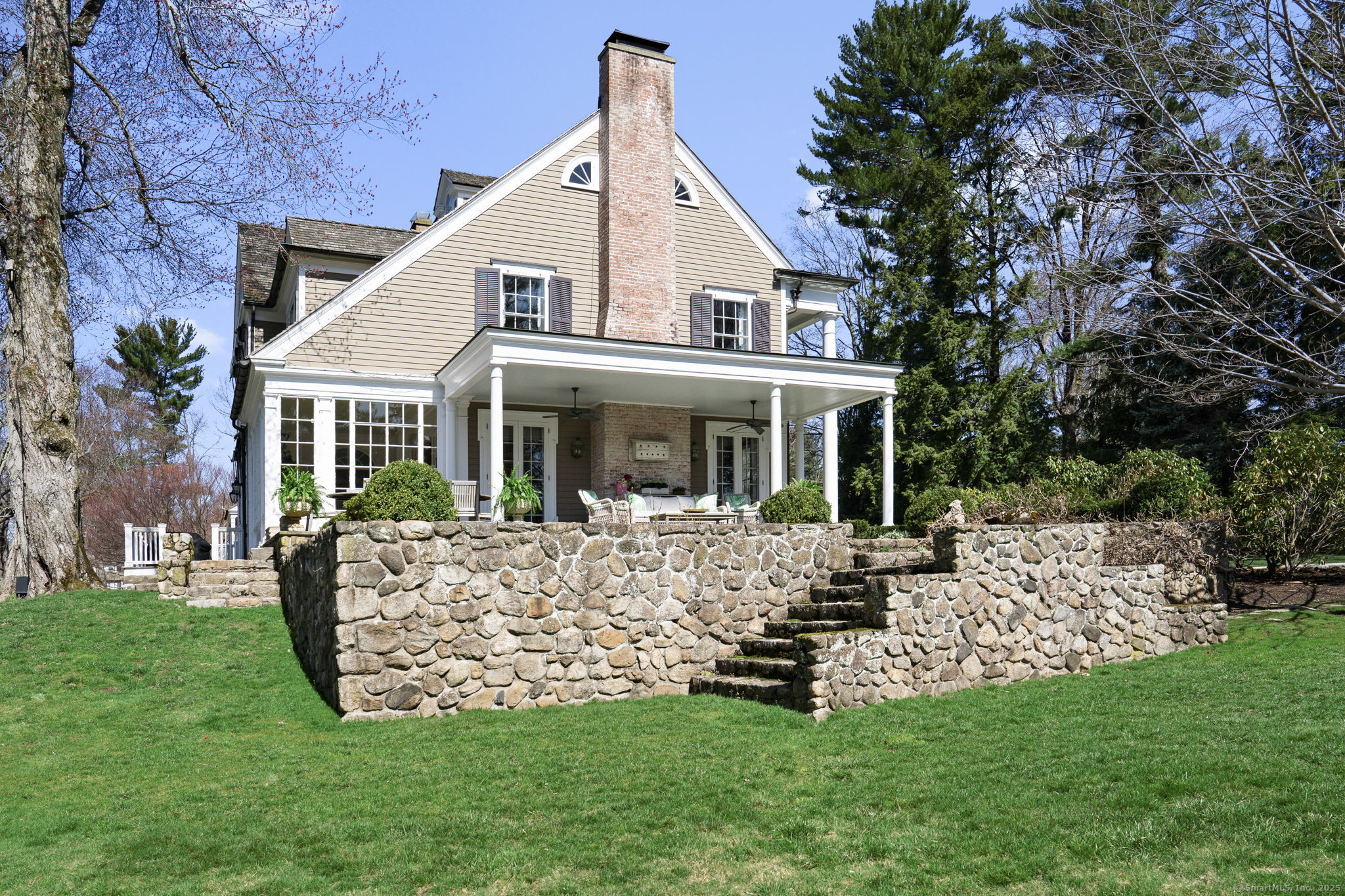 208 Canoe Hill Road, New Canaan, Connecticut image 3