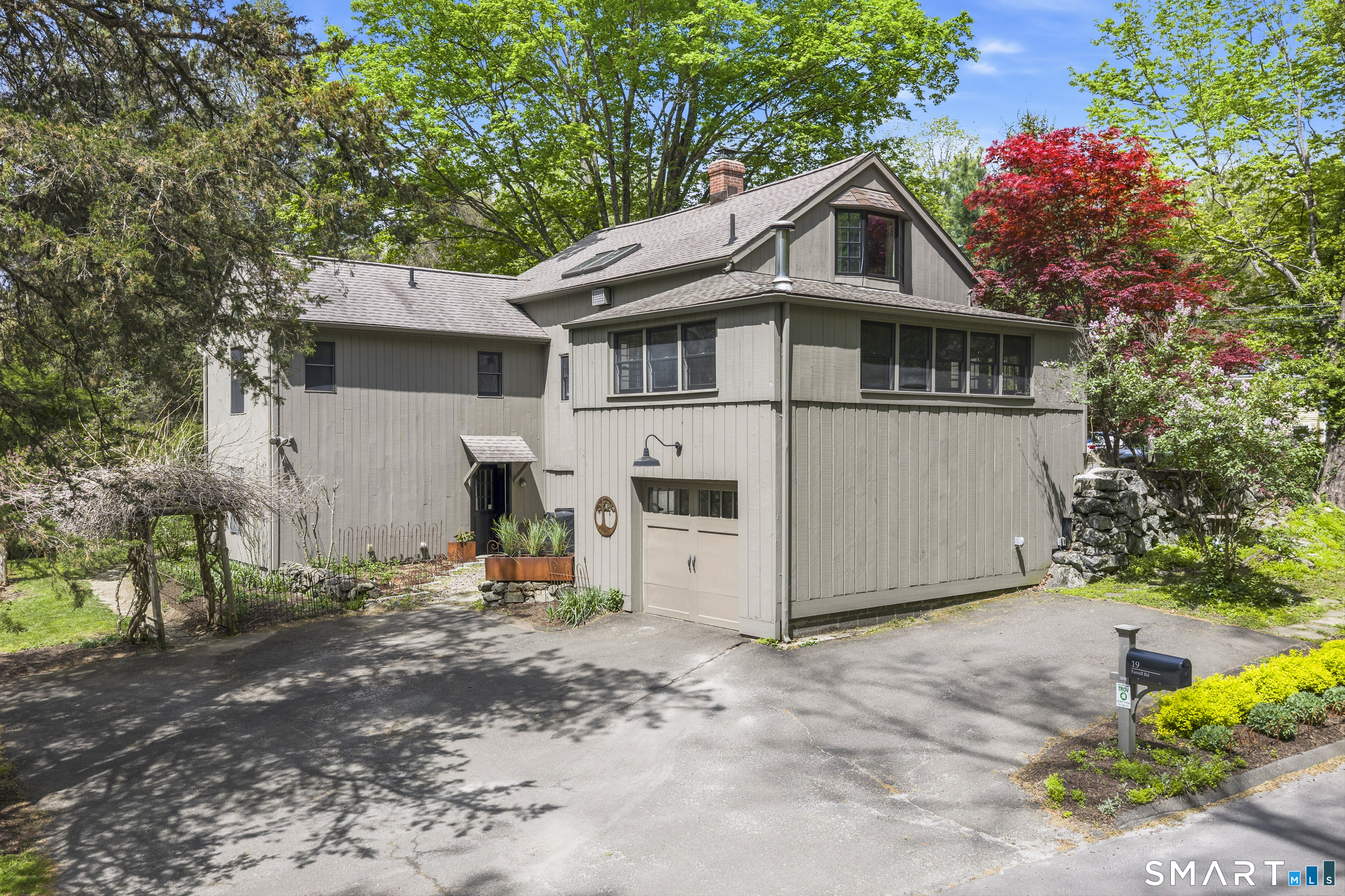 19 Farrell Road