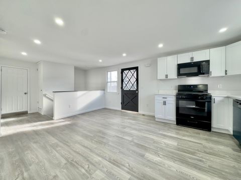 Tiny photo for 66 Mansfield Avenue, Waterbury, CT 06705 (MLS # 24143986)