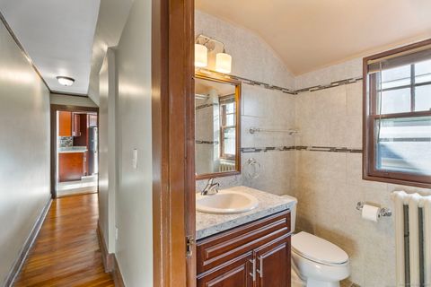 Tiny photo for 117 Whitney Street #3rd Fl, Hartford, CT 06105 (MLS # 24142982)