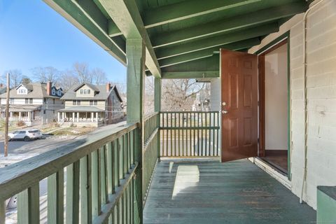 Tiny photo for 117 Whitney Street #3rd Fl, Hartford, CT 06105 (MLS # 24142982)