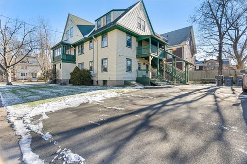 Tiny photo for 117 Whitney Street #3rd Fl, Hartford, CT 06105 (MLS # 24142982)