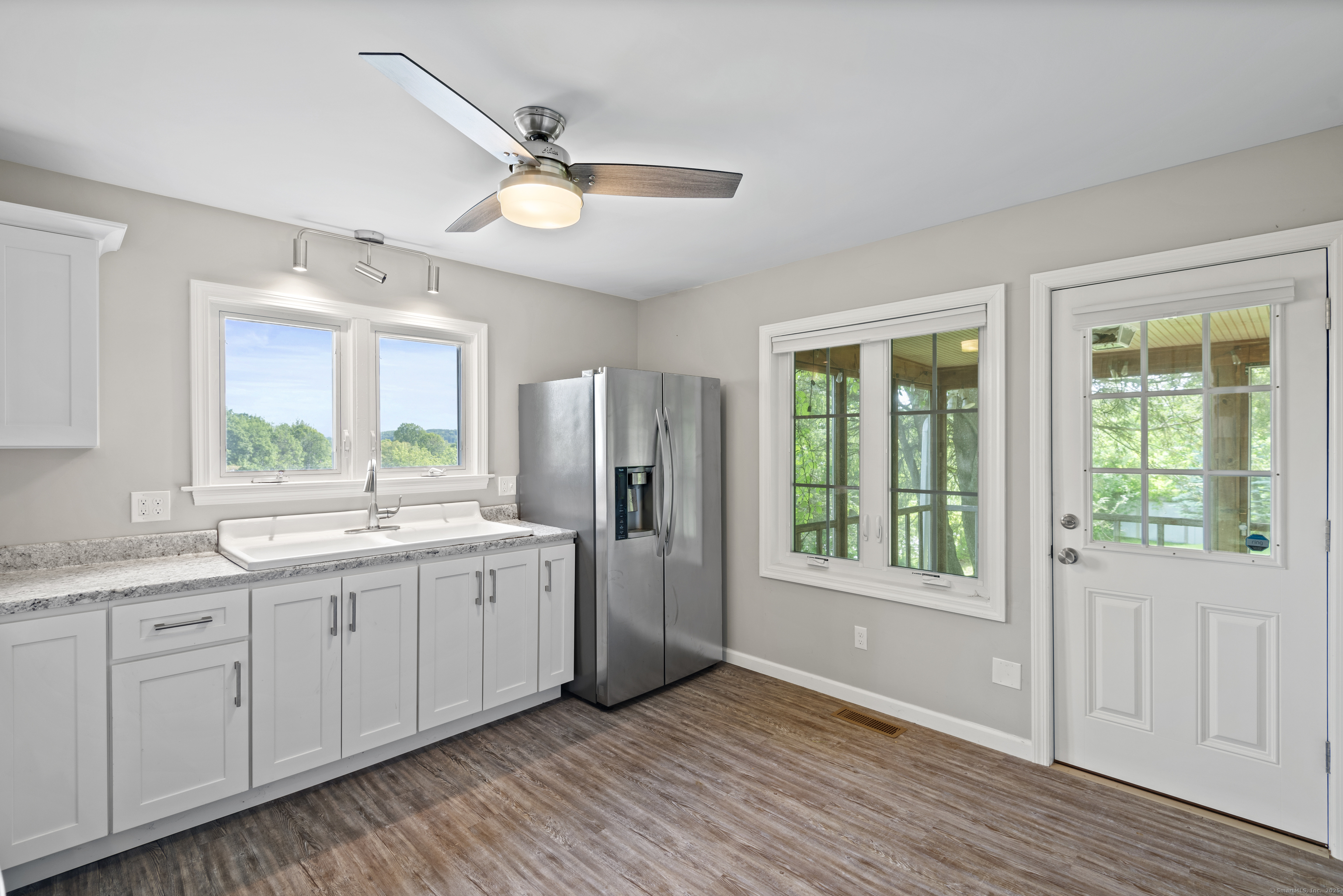 41 Beaver Brook Road, Danbury, Connecticut image 4