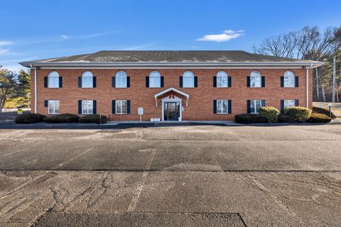 1050 Sullivan Avenue STE A1 South Windsor CT 06074