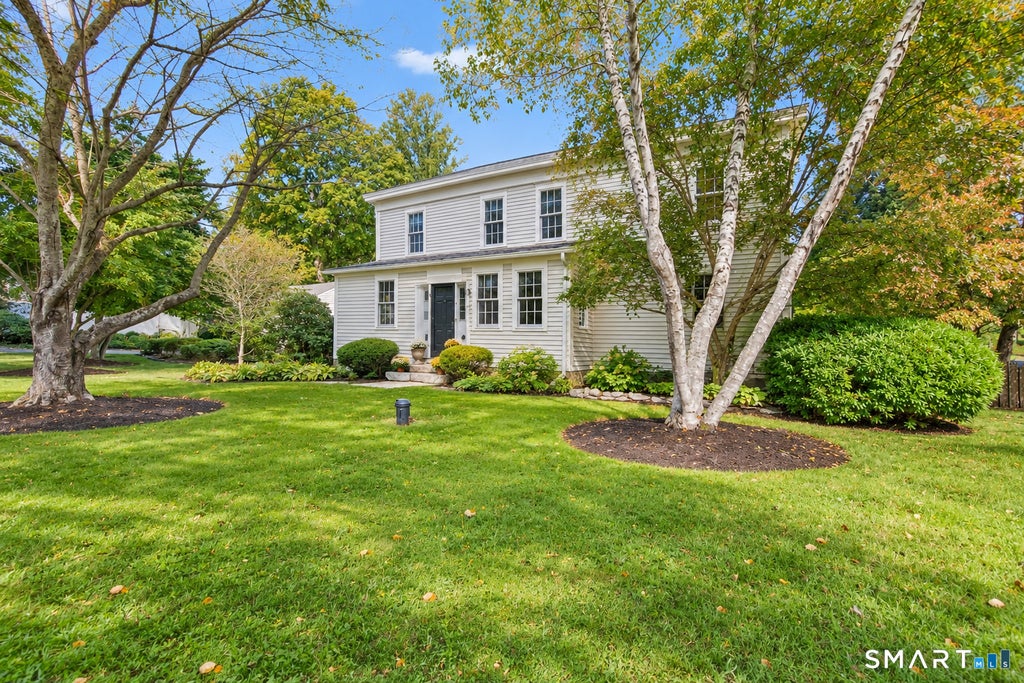 Photo of 2 Pomperaug Road, Woodbury, CT 06798 (MLS # 24209527)