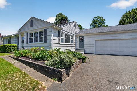 Tiny photo for 2 Diamond Drive, Newtown, CT 06470 (MLS # 24183155)