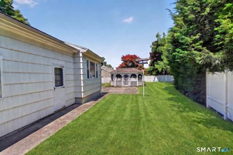 Tiny photo for 2 Diamond Drive, Newtown, CT 06470 (MLS # 24183155)
