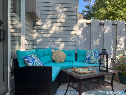 Tiny photo for 18 Founders Village #18, Clinton, CT 06413 (MLS # 24175114)