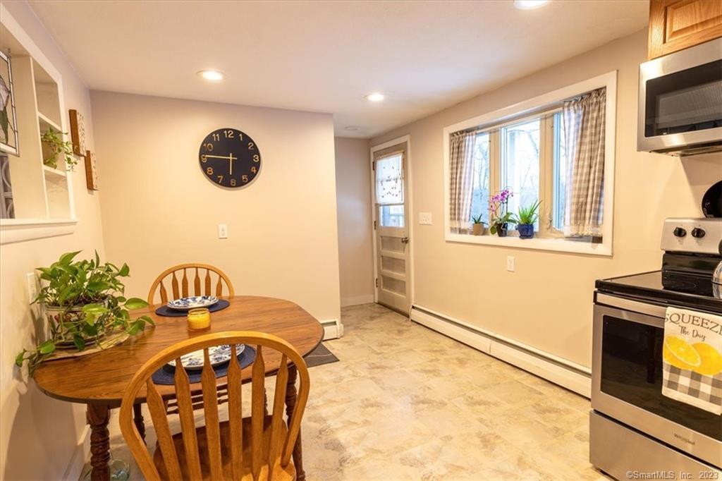 Photo 6 of 21 of 67 Pine Ridge Drive house
