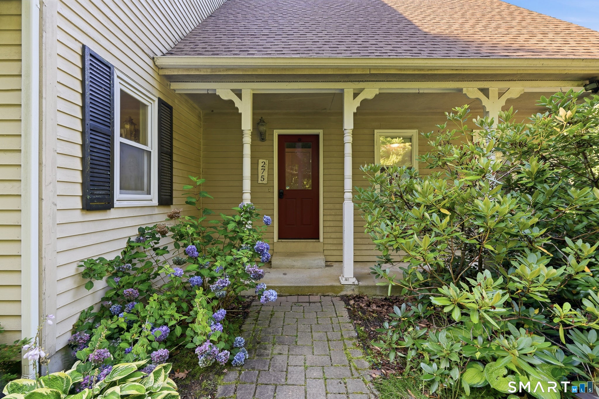 275 Norwich Avenue