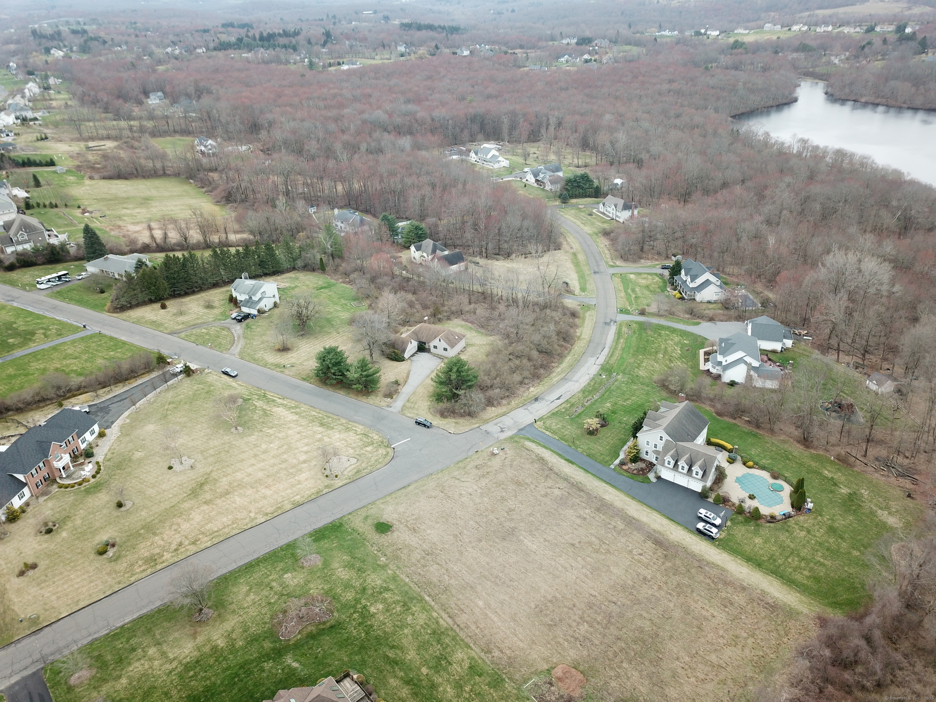 4 Bayview Circle, Watertown, Connecticut image 31