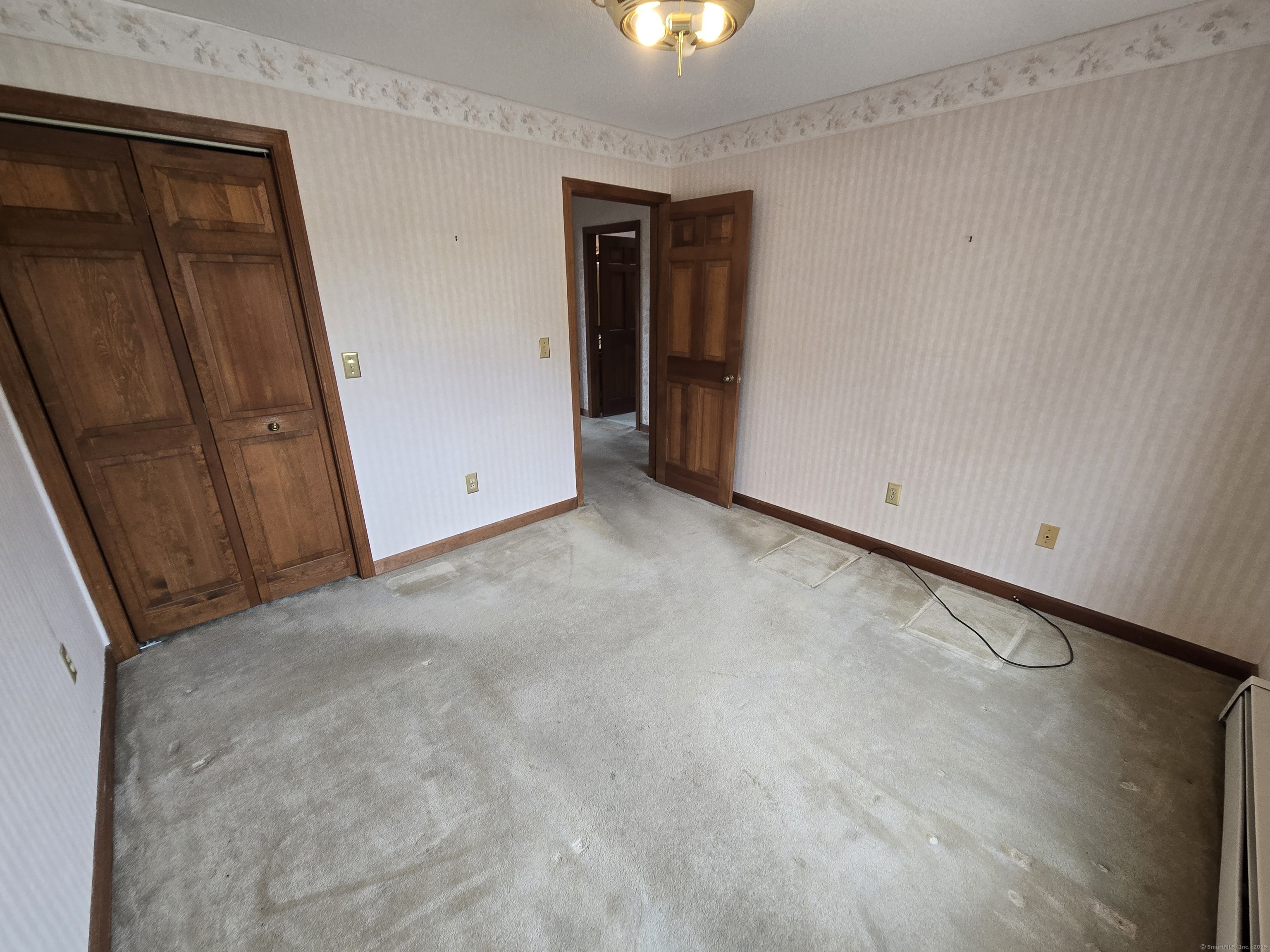 4 Bayview Circle, Watertown, Connecticut image 27