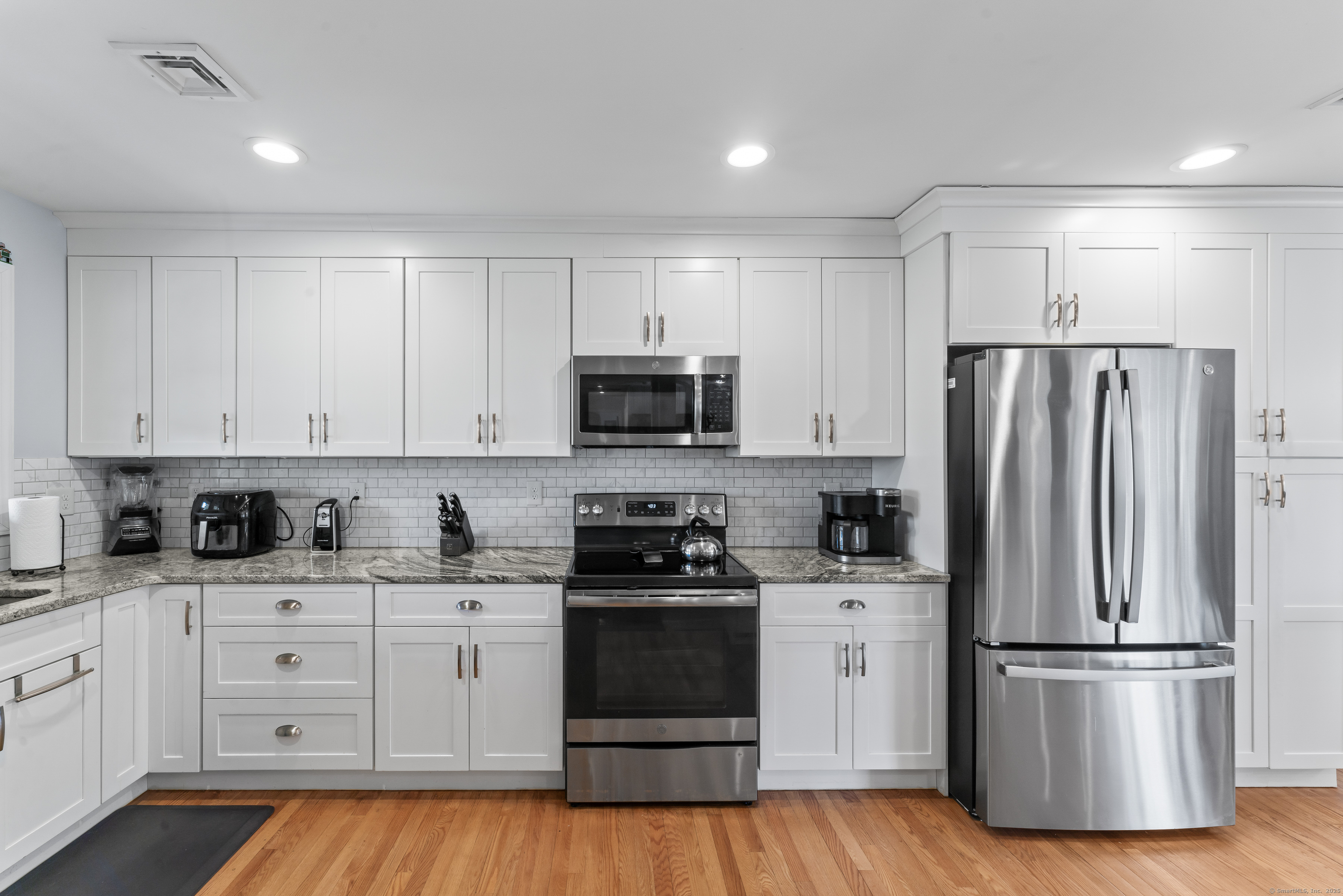 14 Taunton Ridge Road, Newtown, Connecticut image 8