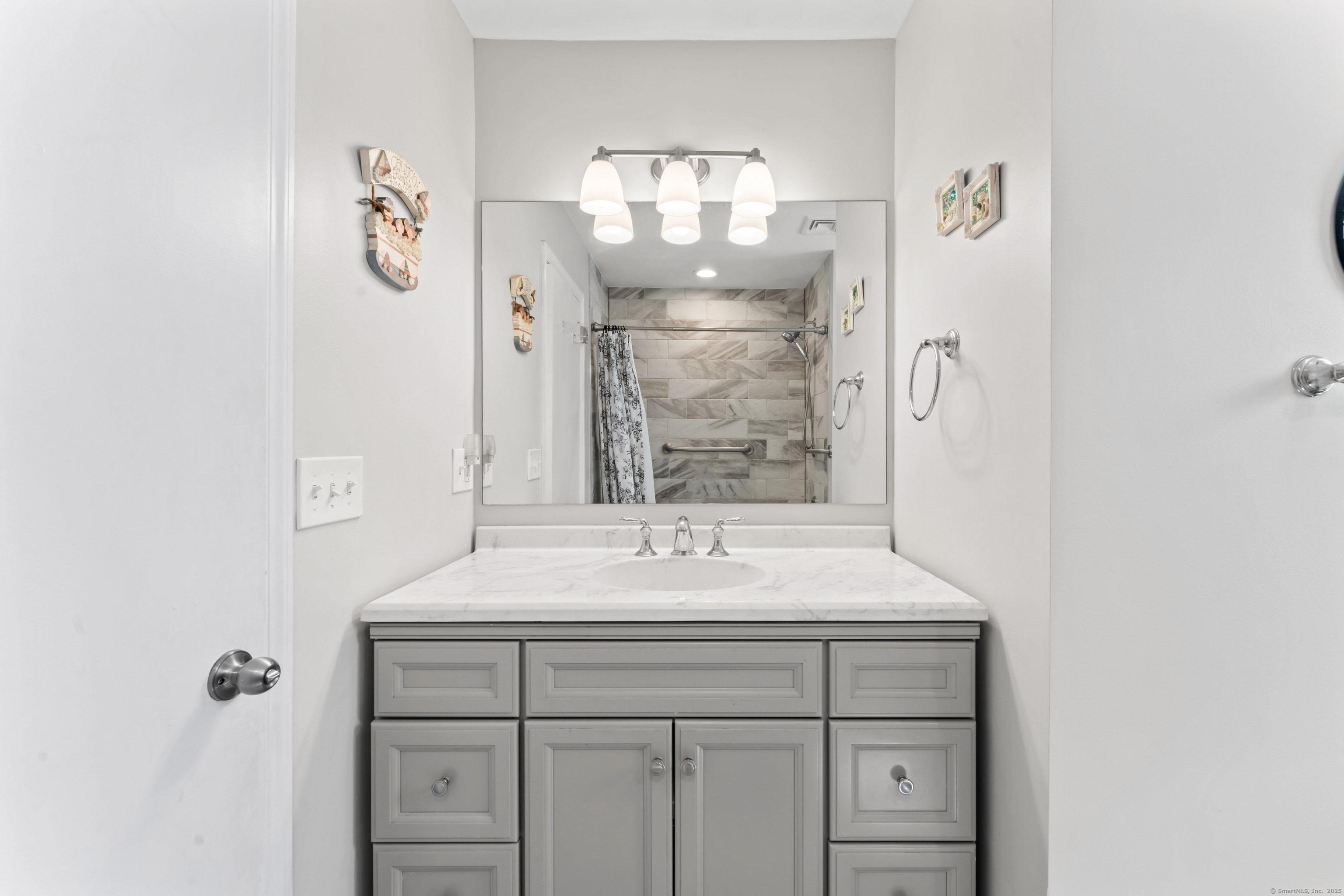 14 Taunton Ridge Road, Newtown, Connecticut image 17
