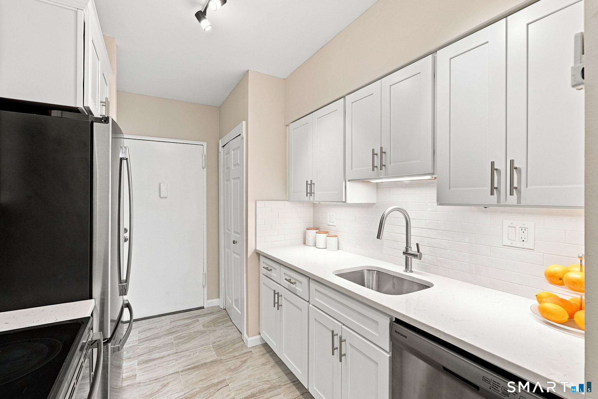45 Jefferson Road 3-2