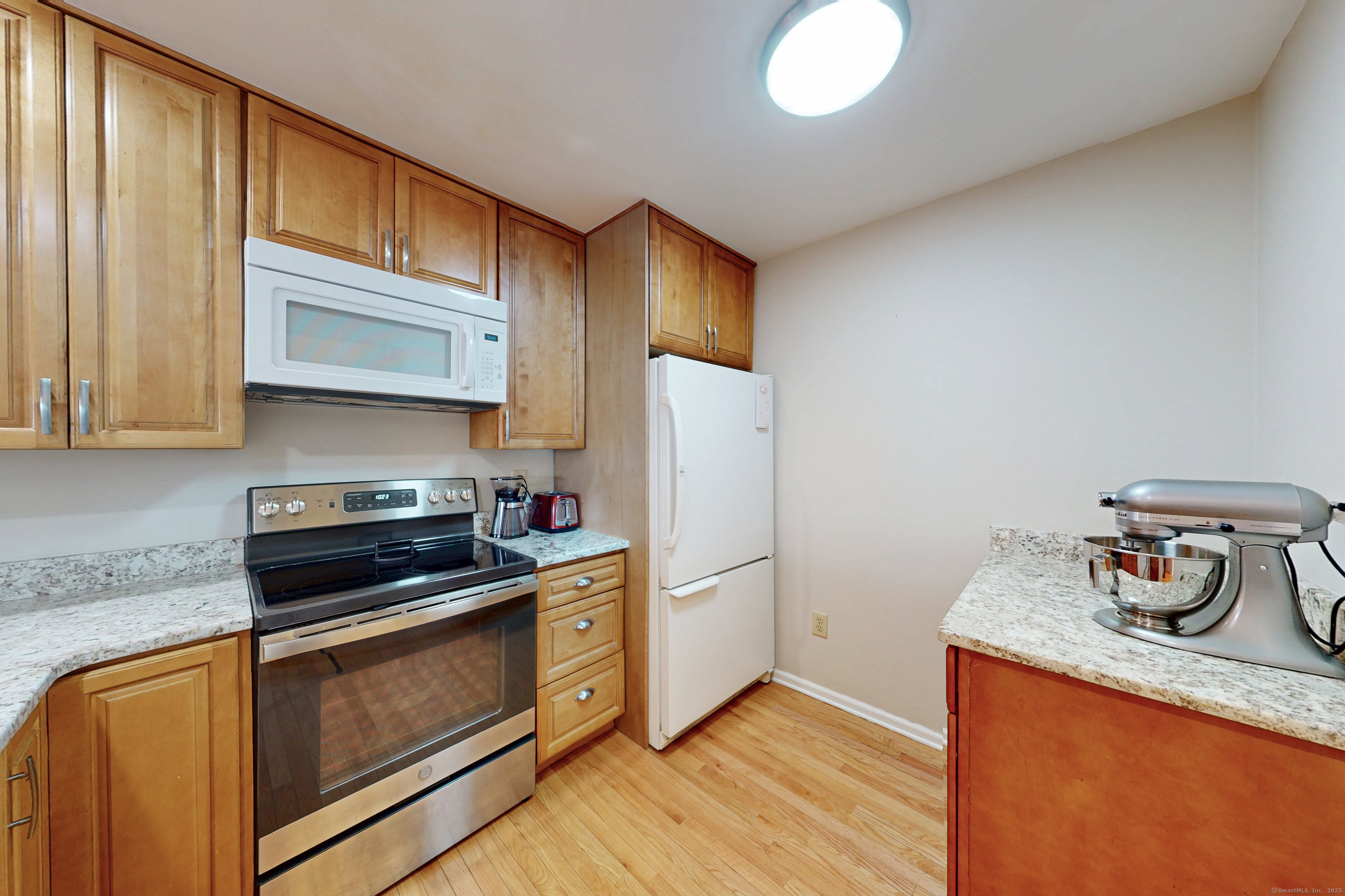 55 Mill Plain Road #26-1, Danbury, Connecticut image 9
