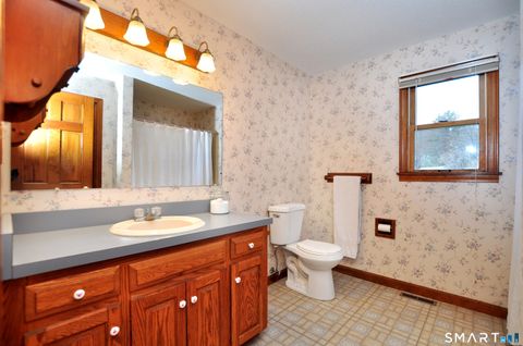 Tiny photo for 204 Oldefield Farms Road #204, Enfield, CT 06082 (MLS # 24167902)