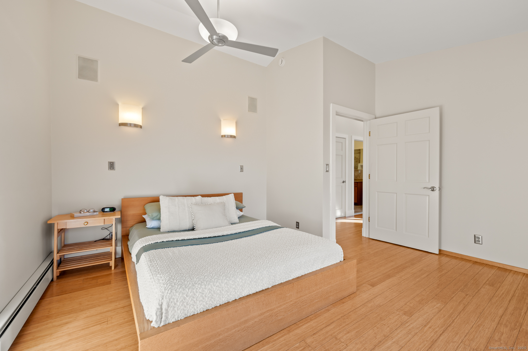 Andover, Connecticut 06232, United States, 2 Bedrooms Bedrooms, ,1 BathroomBathrooms,Residential,Pending,247080