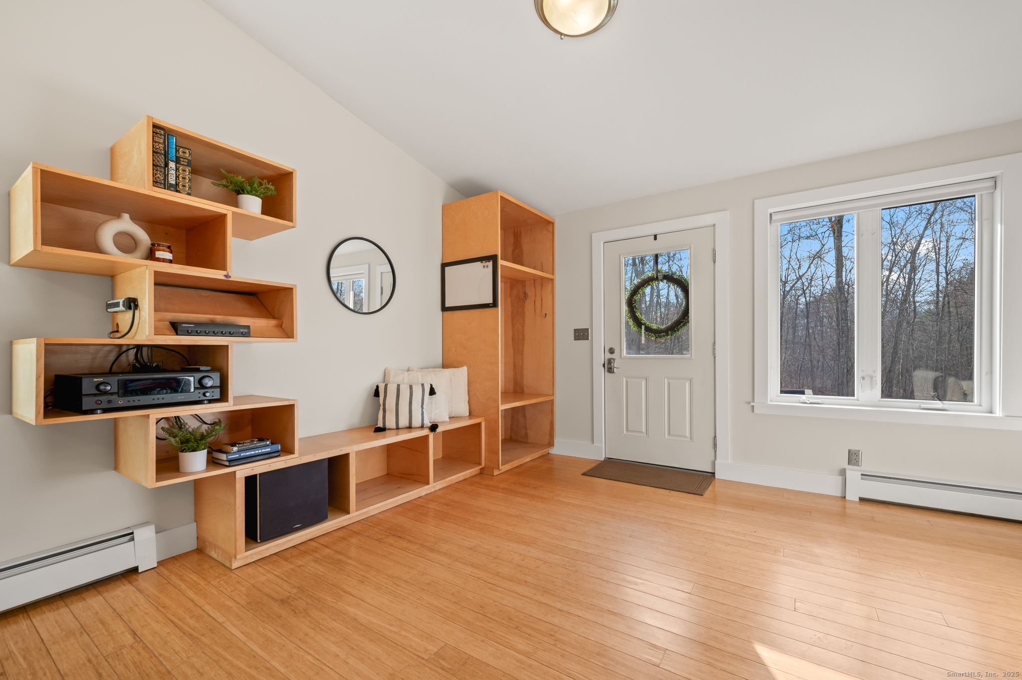 Andover, Connecticut 06232, United States, 2 Bedrooms Bedrooms, ,1 BathroomBathrooms,Residential,Pending,247080