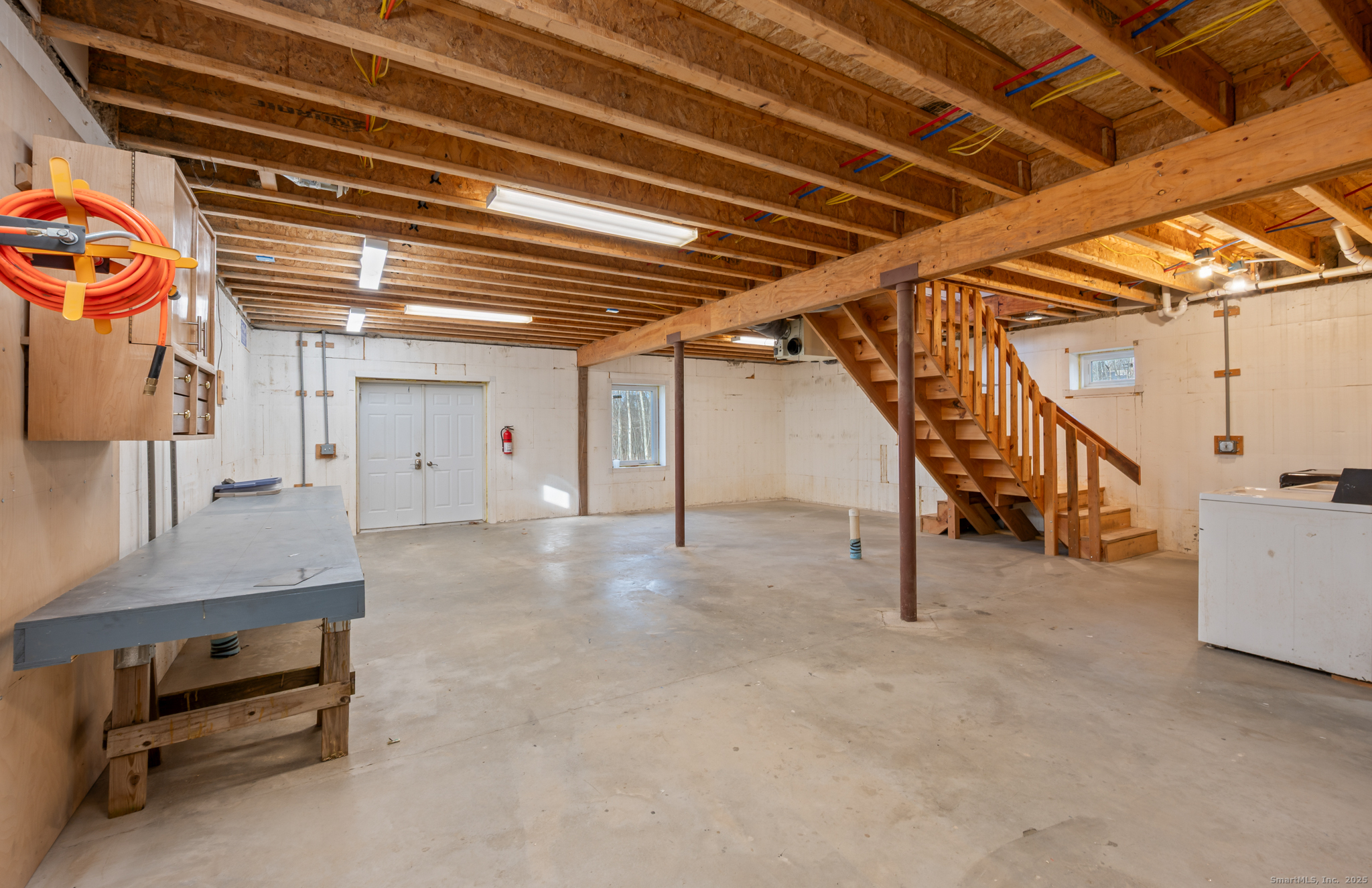 Andover, Connecticut 06232, United States, 2 Bedrooms Bedrooms, ,1 BathroomBathrooms,Residential,Pending,247080