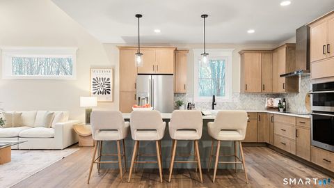 41 Summertime Circle 41 Stonington CT 06379