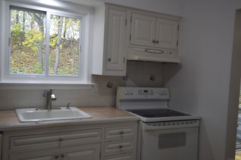 Tiny photo for 60 Homestead Lane #60, Brookfield, CT 06804 (MLS # 24135606)