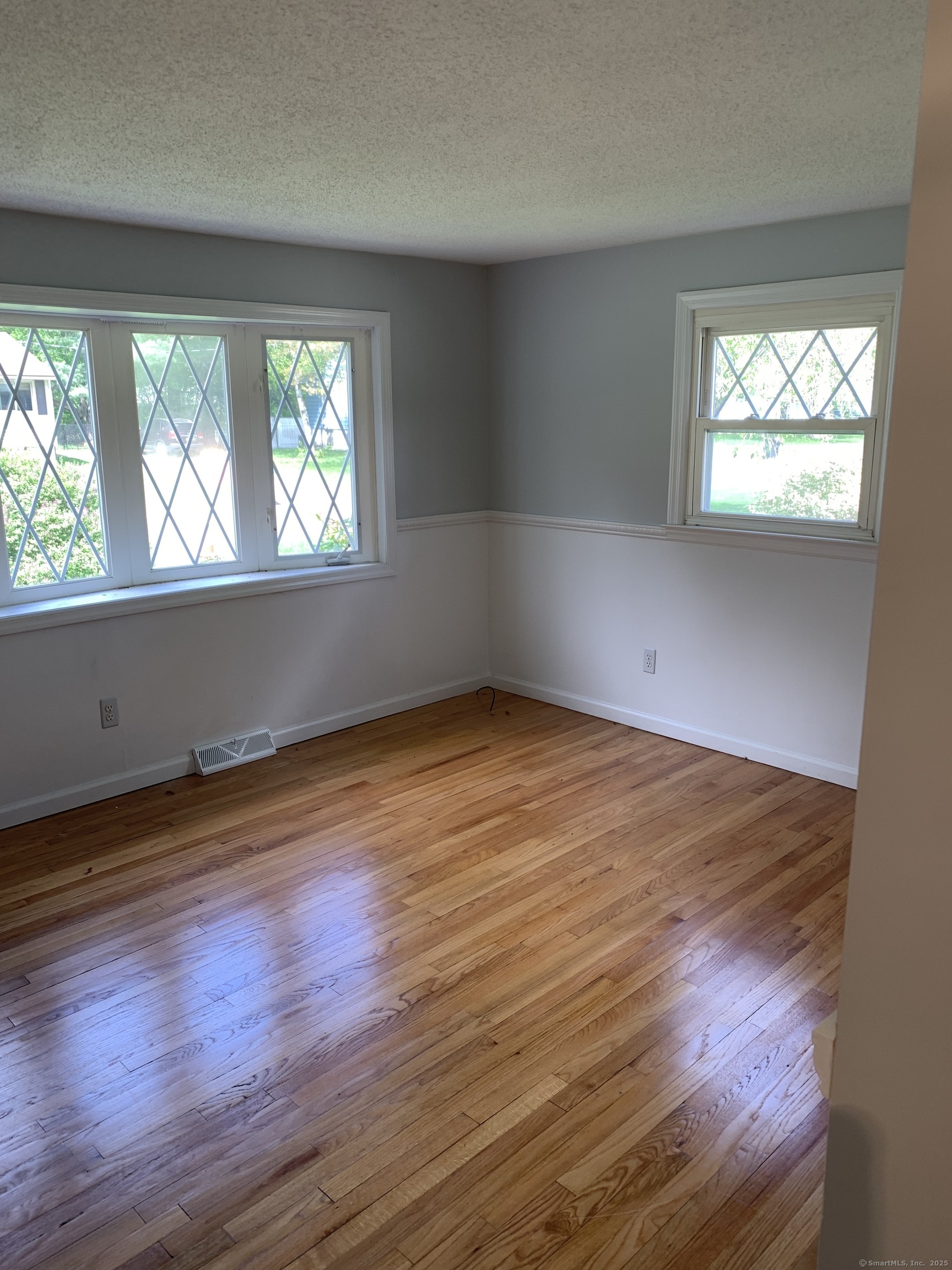 31 Gary Drive, Enfield, Connecticut image 10