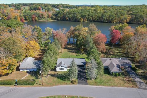 Photo of 604 Lakeside Boulevard W, Waterbury, CT 06708 (MLS # 24133485)