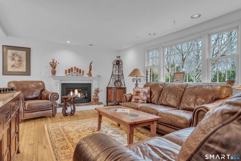 Photo of 524 Nortontown Road, Guilford, CT 06437 (MLS # 24157067)