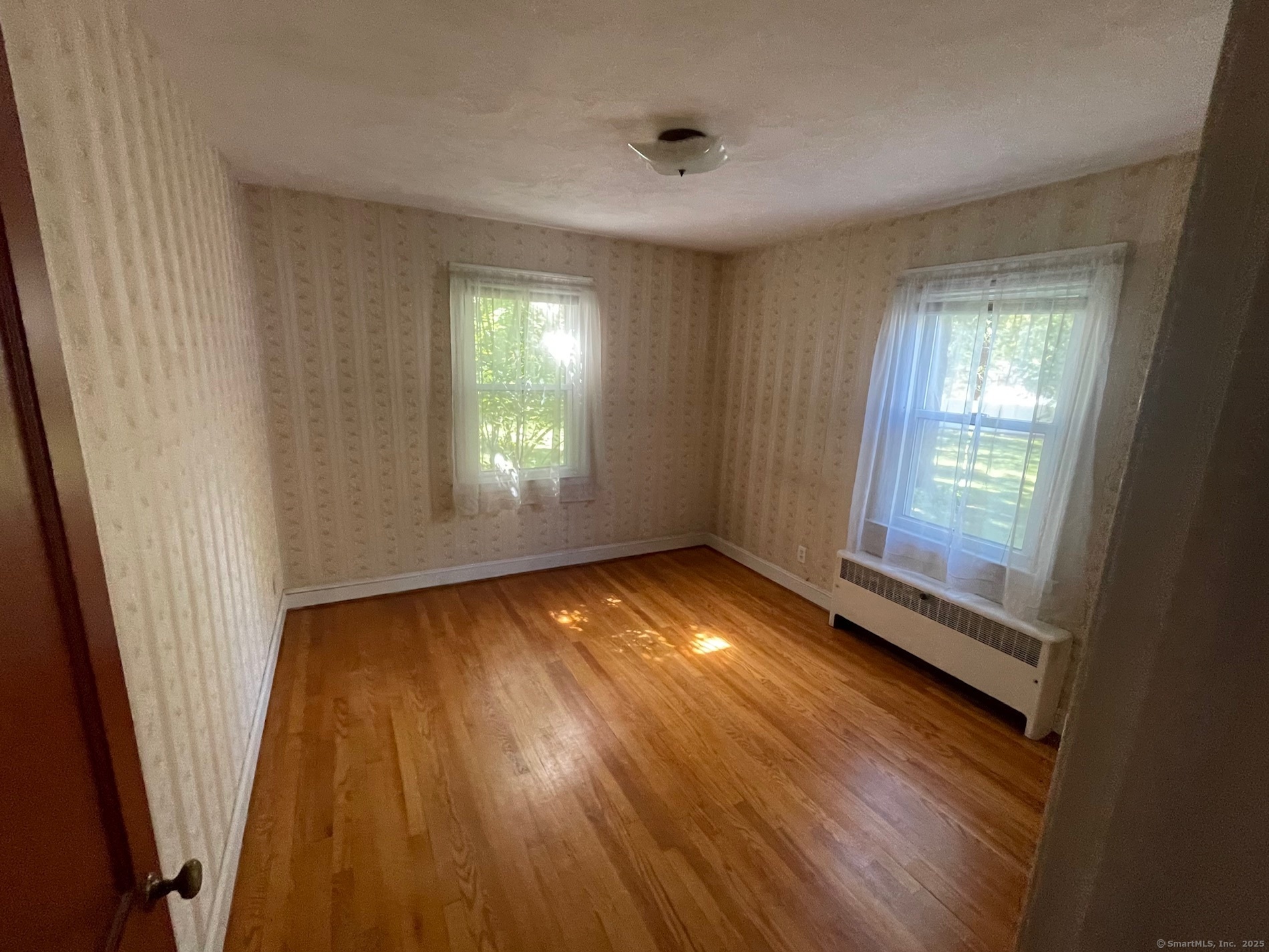 East Hartford, Connecticut 06118, United States, 2 Bedrooms Bedrooms, ,2 BathroomsBathrooms,Residential,Pending,212561