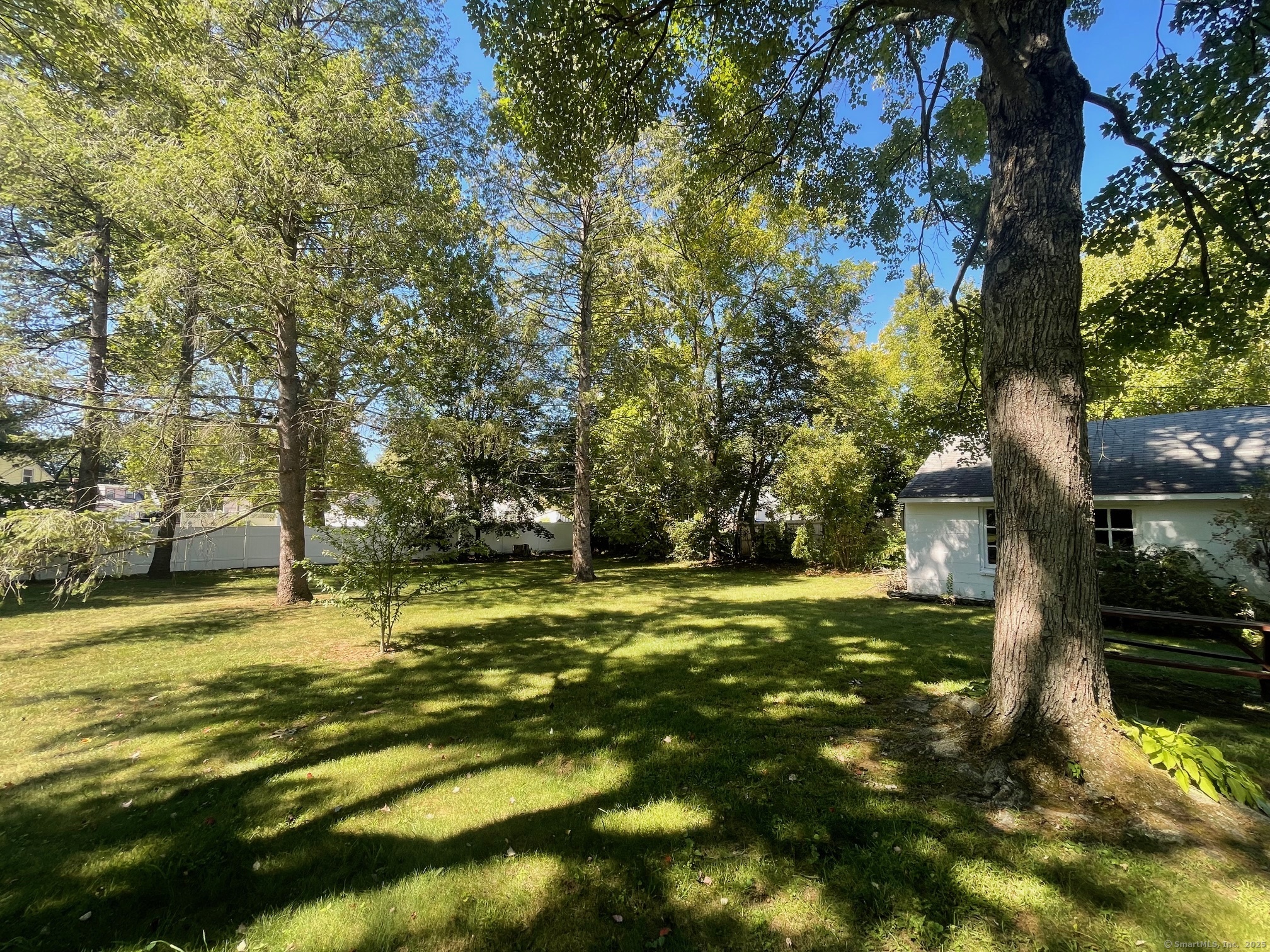 East Hartford, Connecticut 06118, United States, 2 Bedrooms Bedrooms, ,2 BathroomsBathrooms,Residential,Pending,212561