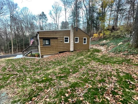 A home in New Milford